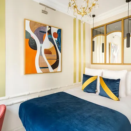 Merveil - Luxury - Champs Elysees - Boissy Париж